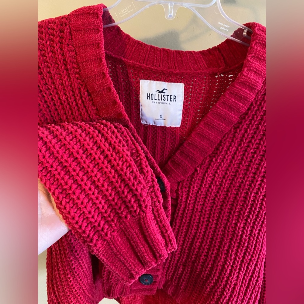 Red cropped sweater